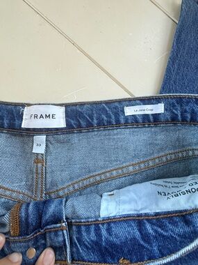Frame Denim Blue Cropped Jeans